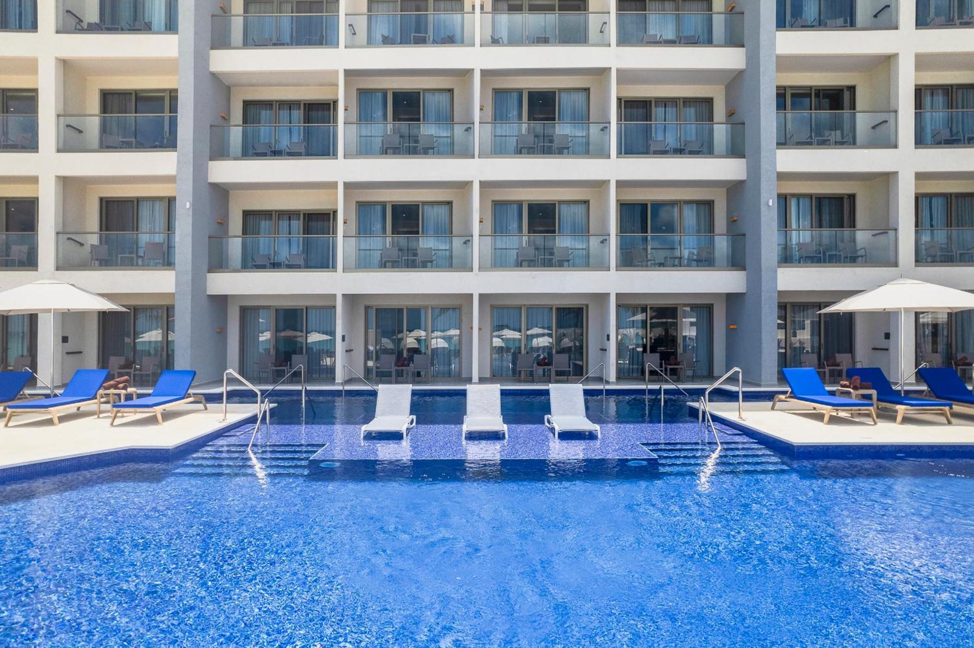 Royalton Chic Antigua, An Autograph Collection All-Inclusive Resort - Adults Only St. John's Экстерьер фото
